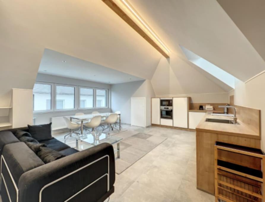 Apartamento Large 2 Bedrooms In The Heart Of Limpertsberg - Limp3 *