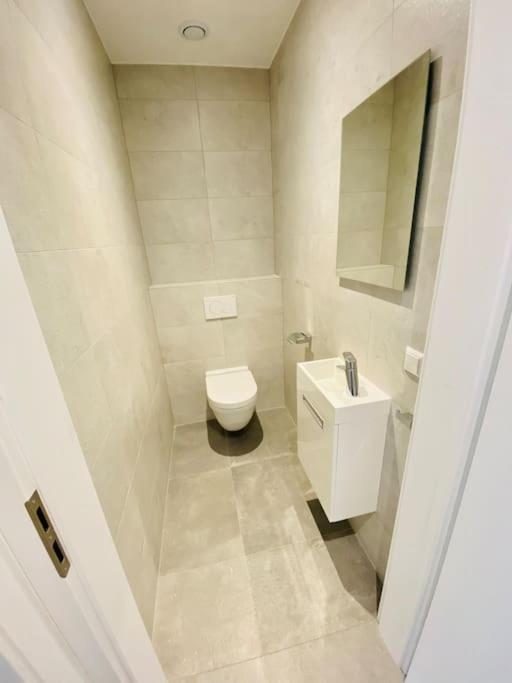 Appartement New 3 Bedrooms In Center With Terrace & Parking -142-92 Luxembourg