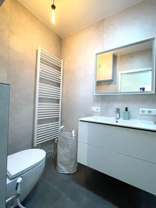 Penthouse With Garden And Parking In Center- Kpg *