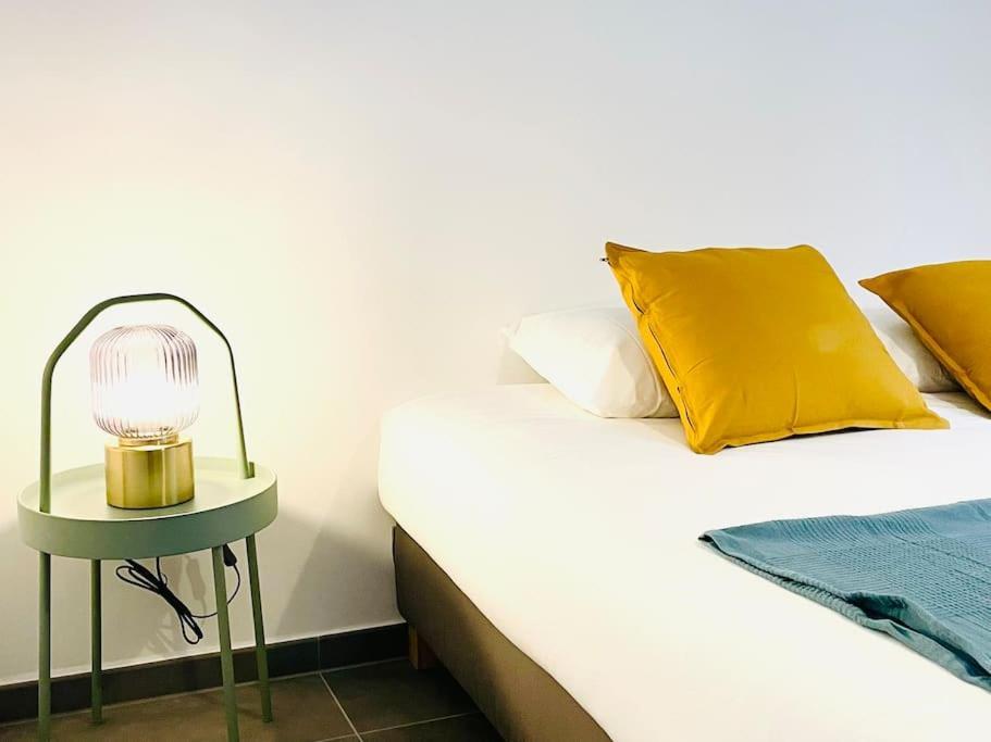 Appartement Penthouse With Garden And Parking In Center- Kpg *