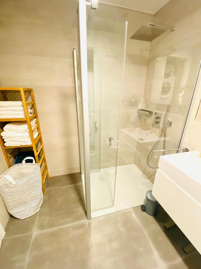 Luxury 1 Bedroom In Heart Of Cloche D'or, Spa, Gym, Terrace & Parking-23 Appartement