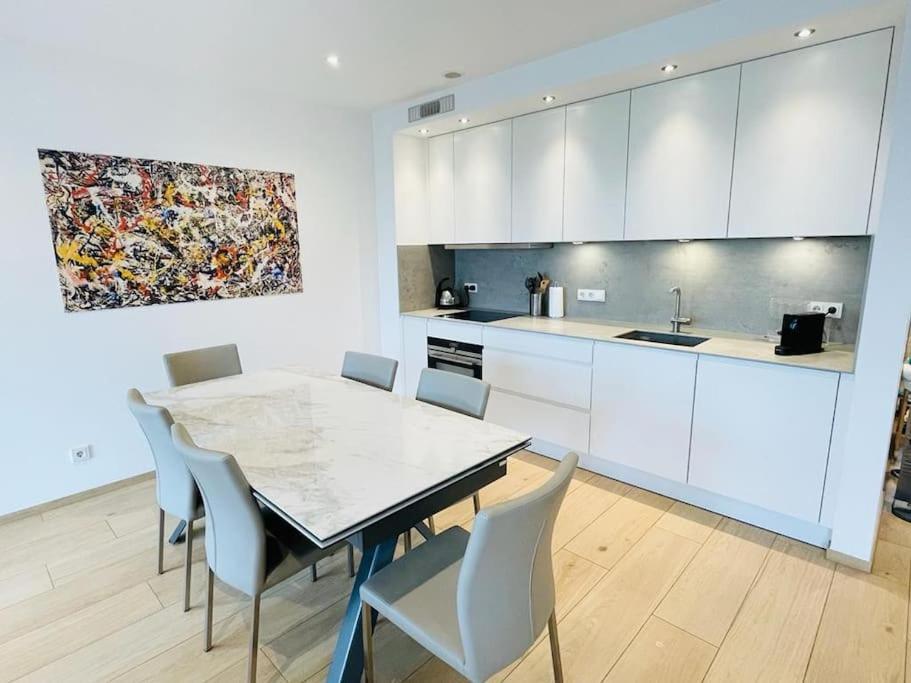 Apartamento Luxury 3 Bedrooms Flat In The Heart Of Gasperich Terrace And Parking-cd2 *