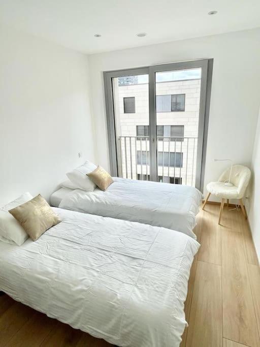 Luxury 3 Bedrooms Flat In The Heart Of Gasperich Terrace And Parking-cd2 * Luxemburgo