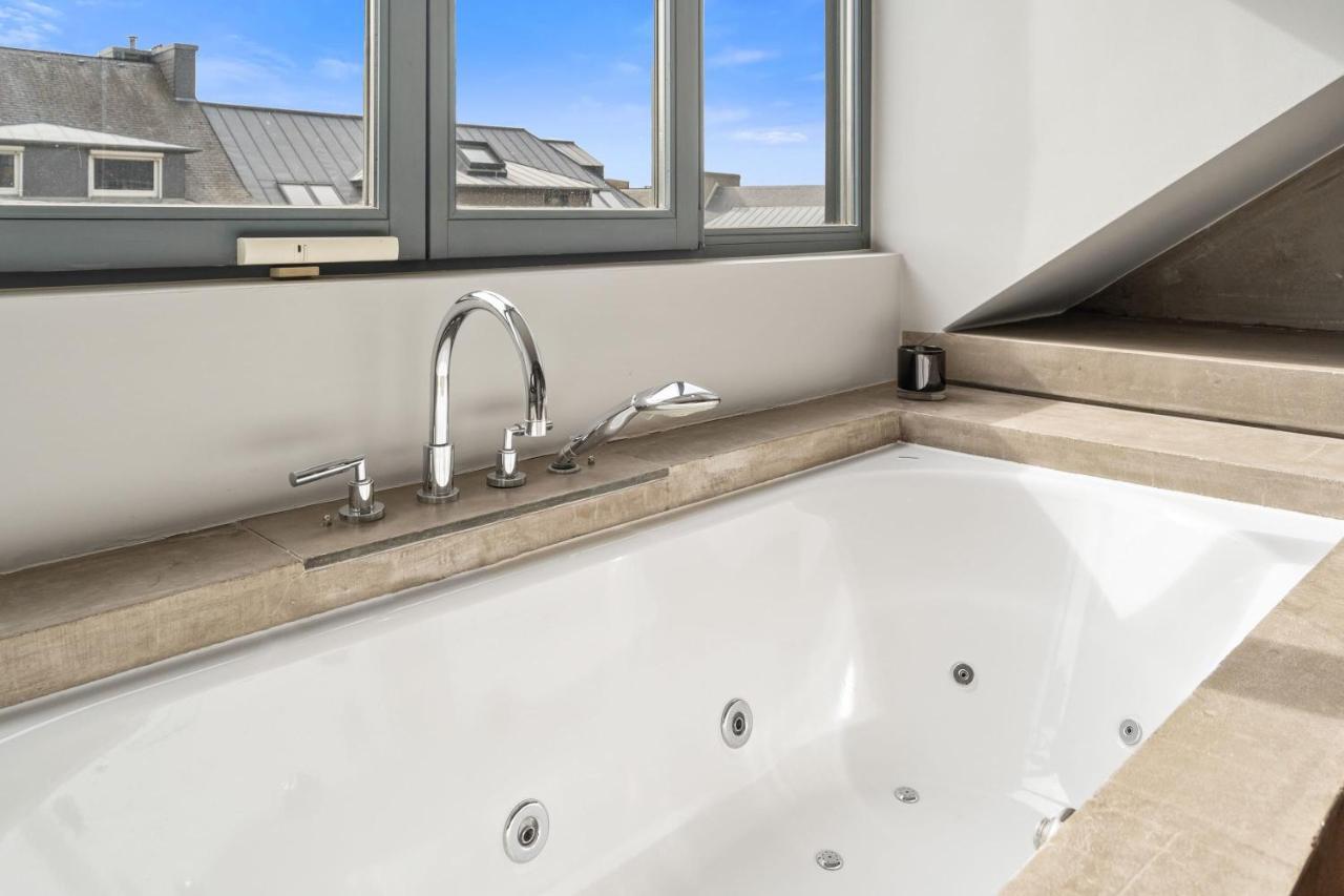 Luxury Escape With Jacuzzi Bathtub In Hollerich Id11 Luxembourg