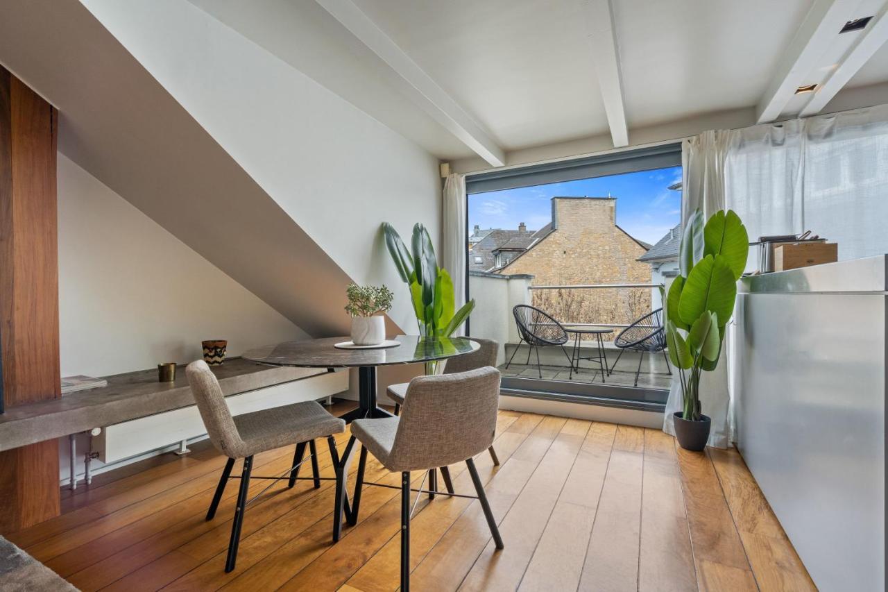 Luxury Escape With Jacuzzi Bathtub In Hollerich Id11 Apartment *