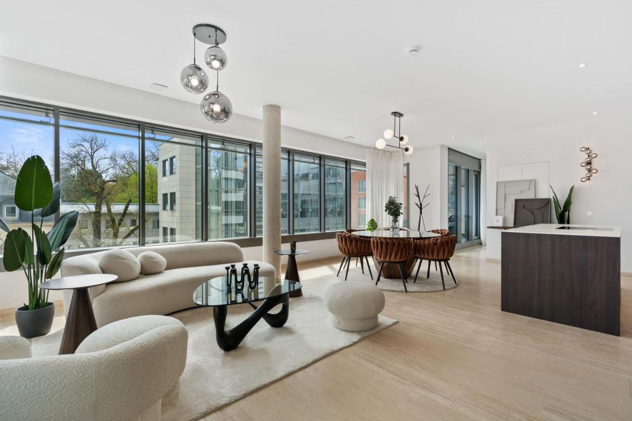 Elegant 2br With Balcony In Heart Of Appartement Luxembourg