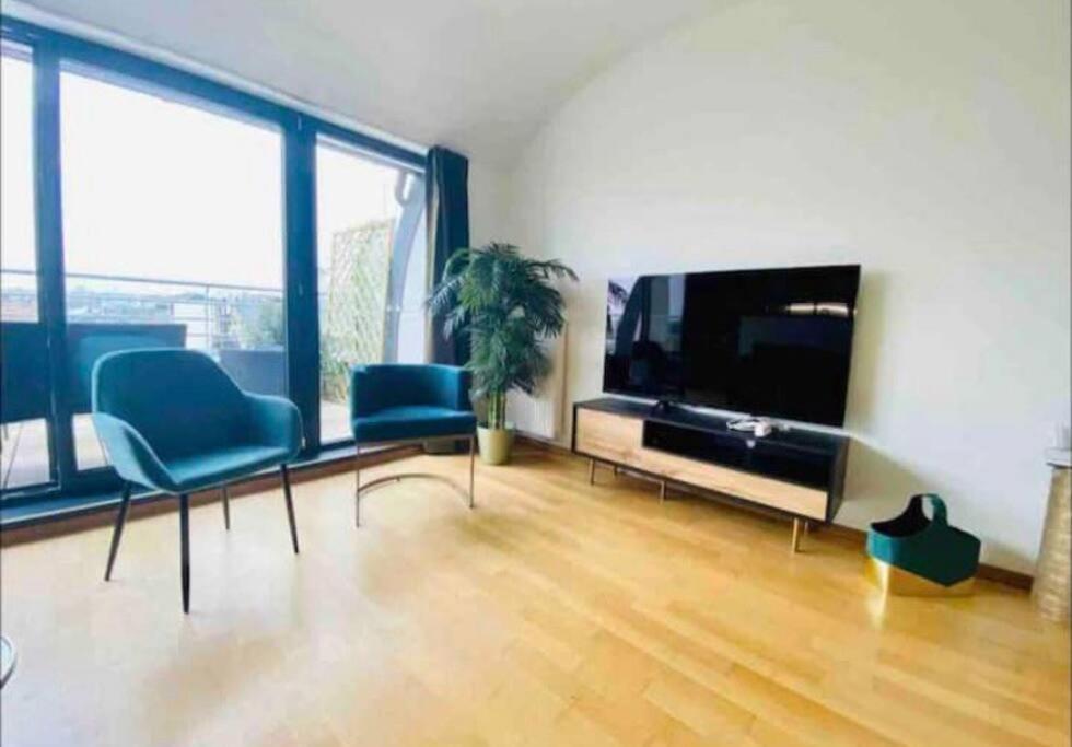 Penthouse 2 Bedrooms In Center Witth Terrace & Parking- 51 Appartement *