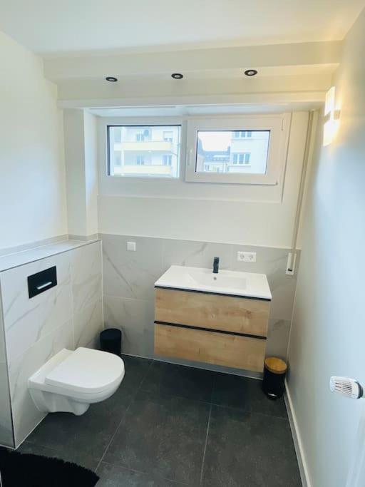 Luxury 3 Bedrooms In Center With Terrace And Parking -bon1 Luxemburg