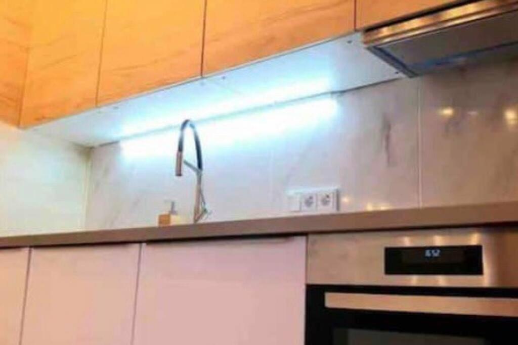 Appartement Penthouse 2 Bedrooms In Center Witth Terrace & Parking- 51