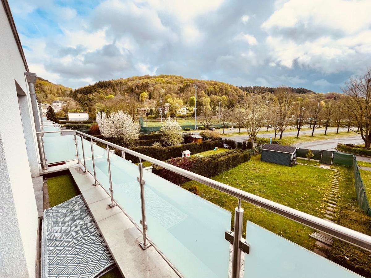 Apartment City - 70m2 - Easy Parking - Bus - 2 Tvs - Between City And Forest *