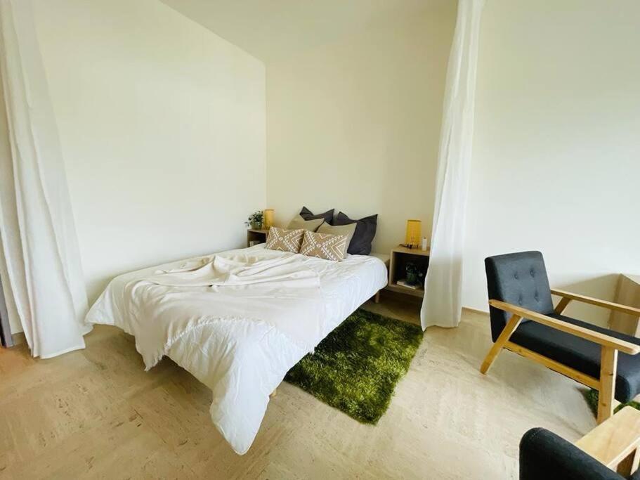 Spacious 1 Bed In The Heart Of Center - 21