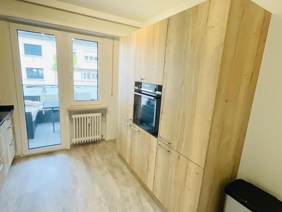 Luxury 3 Bedrooms In Center With Terrace And Parking -bon1 Luxemburg