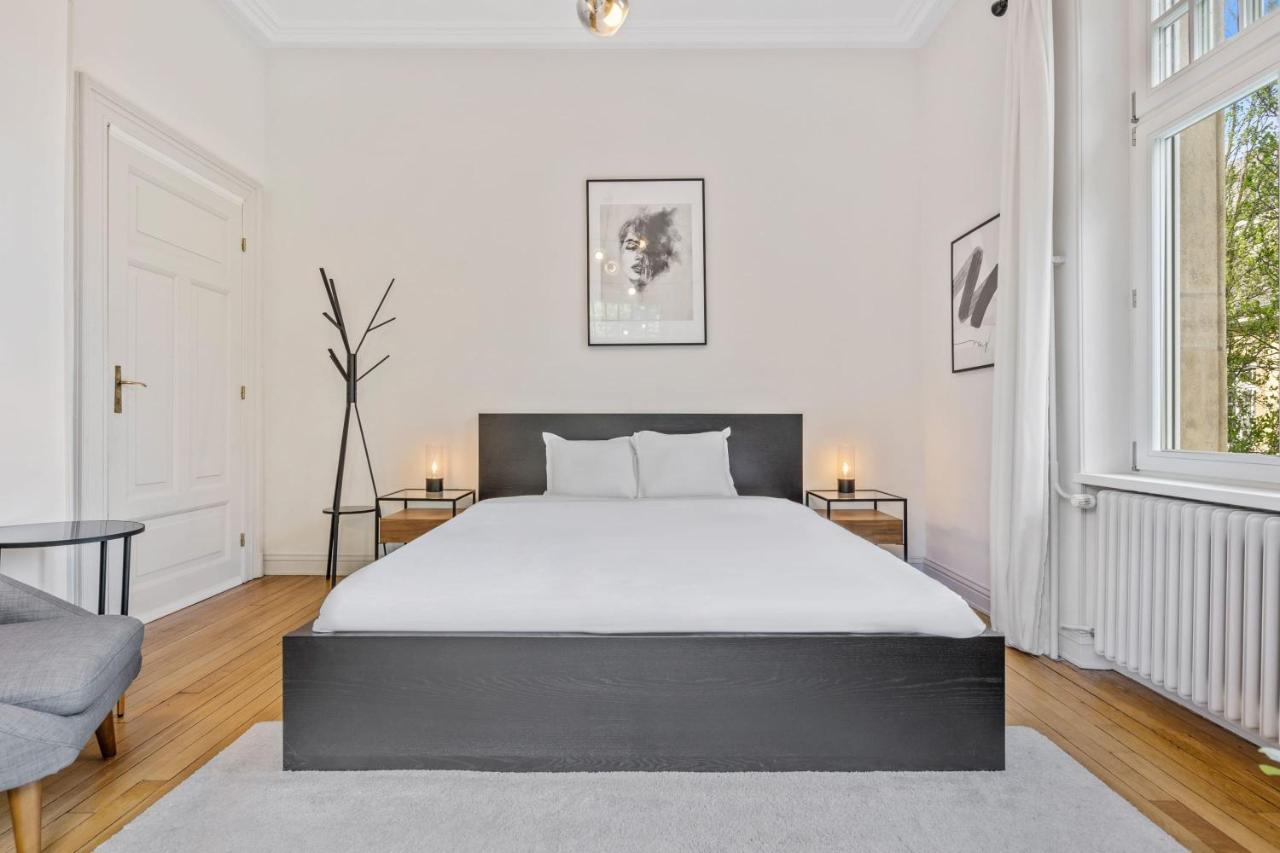 Charming With Balcony In Center Luxemburg