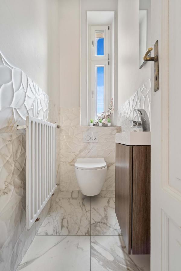 Charming With Balcony In Center * Luxemburg