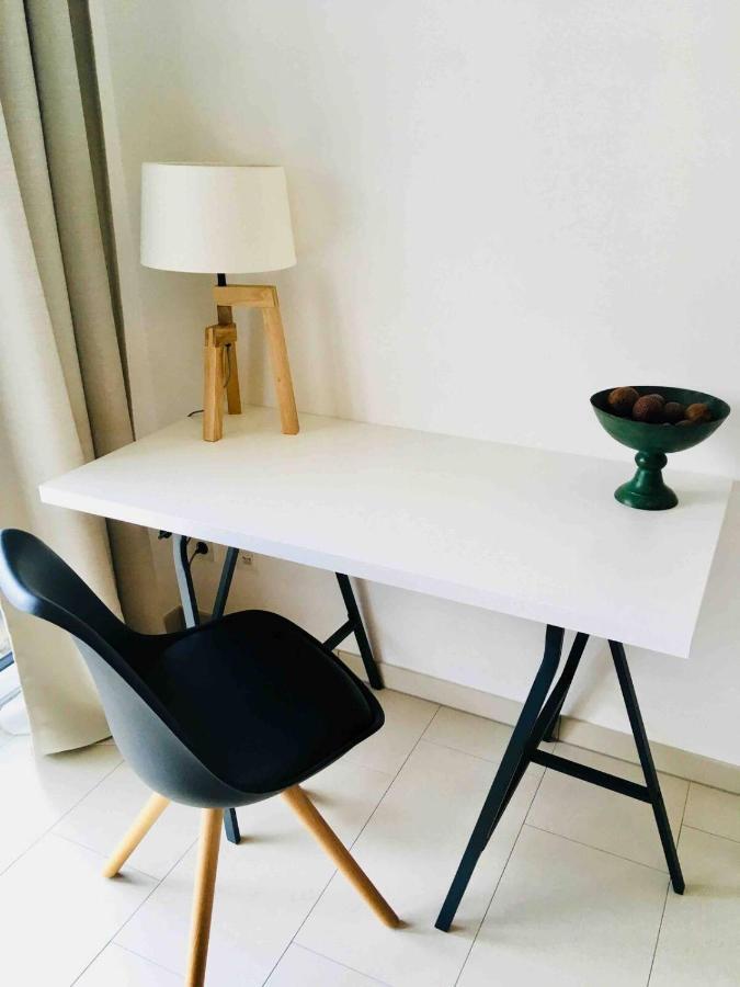 Retro Chic 100m2 Flat, In Center With Terrace And Parking- 92 * Luxemburg