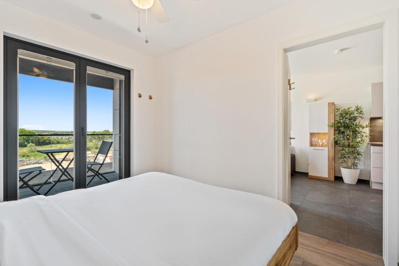 Cloche D'or Proximity - Sleek Urban Space Apartamento