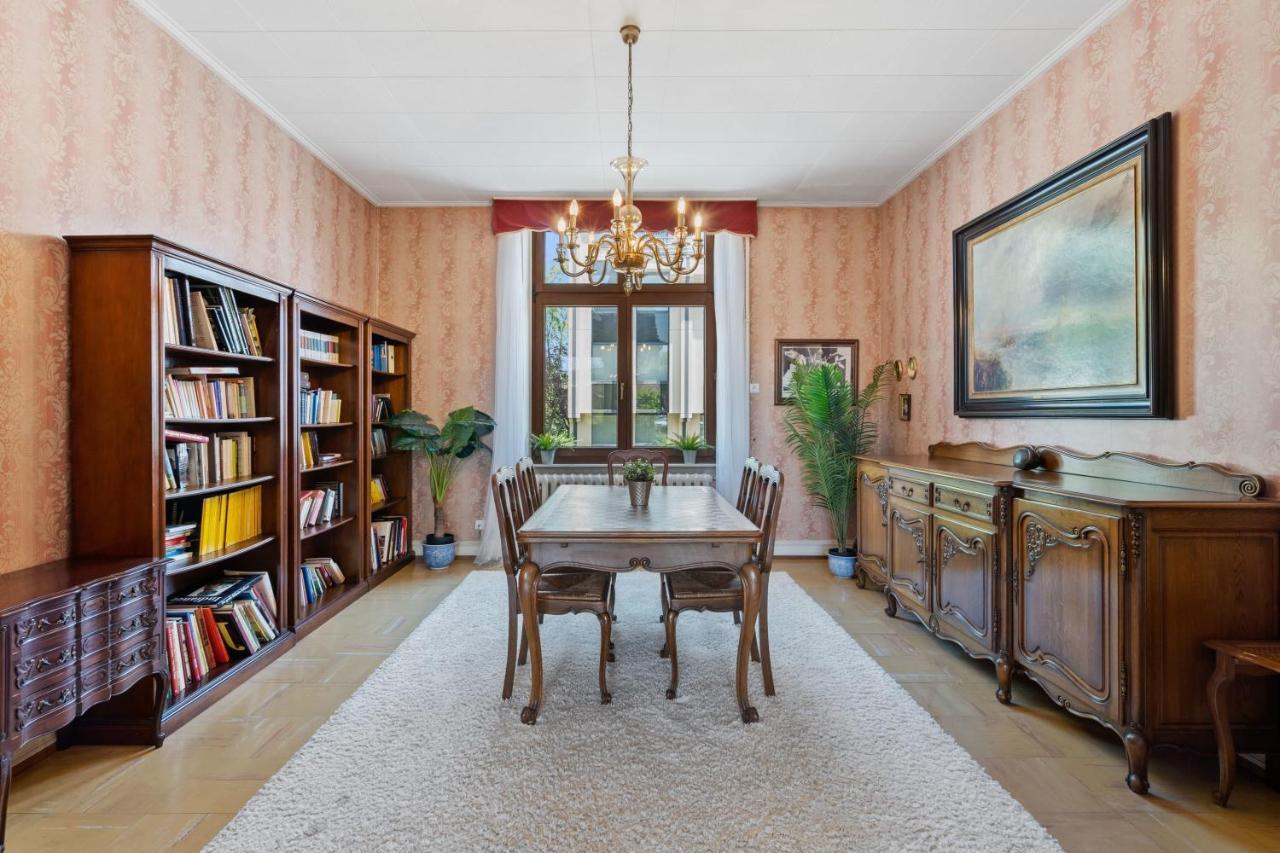 Vakantiehuis Baroque Style Townhome W Garden & Parking Id101 Luxemburg