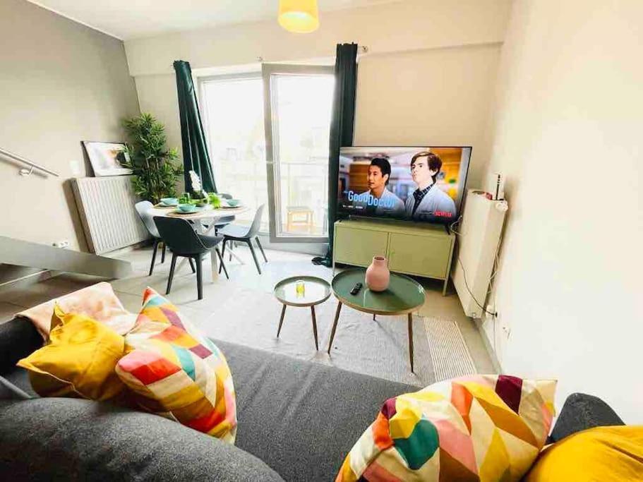 Charming Duplex In City Center With 2 Terraces - S6 *