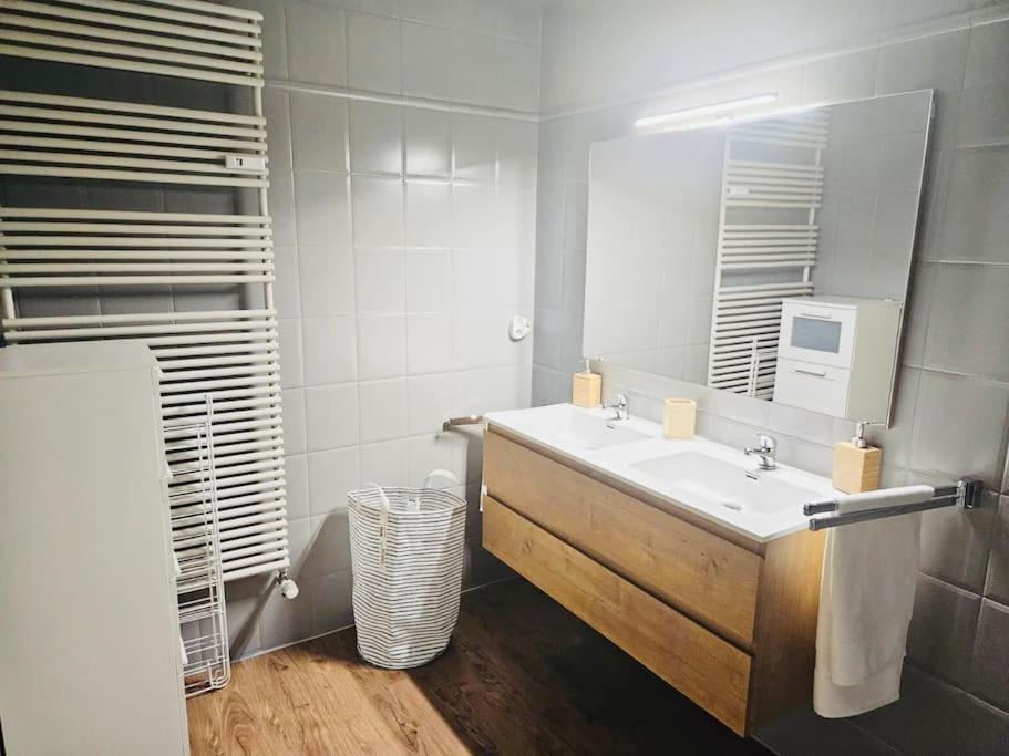 3 Bedrooms In Belair With Terrace&parking - 10 Apartment