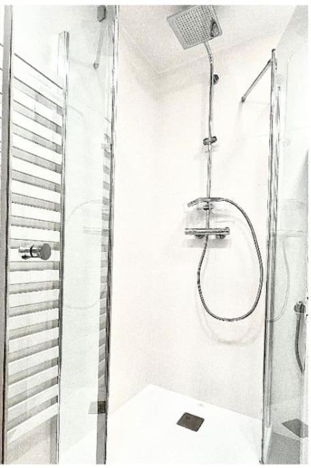 New 2 Bedrooms In Center - 9b Luxembourg