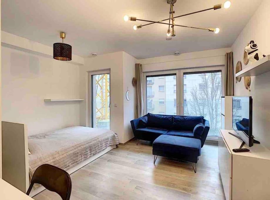 Apartamento Brand New Studio In City Center - Glesner