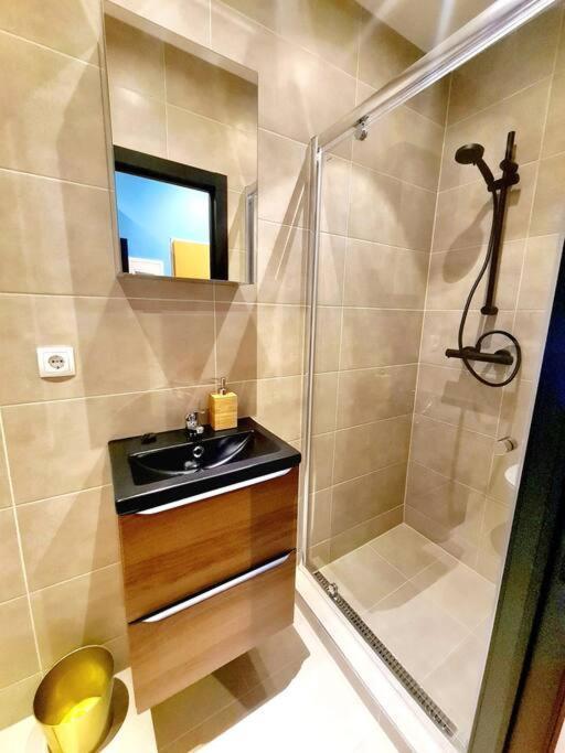 New 2 Bedrooms Luxury Flat - 19 *