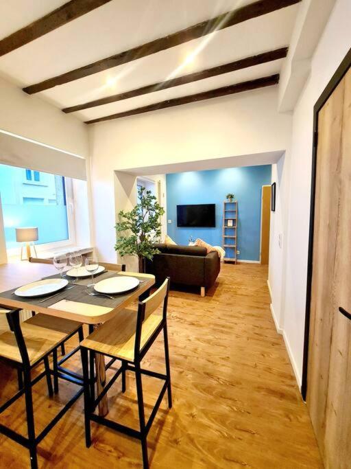 New 2 Bedrooms Luxury Flat - 19