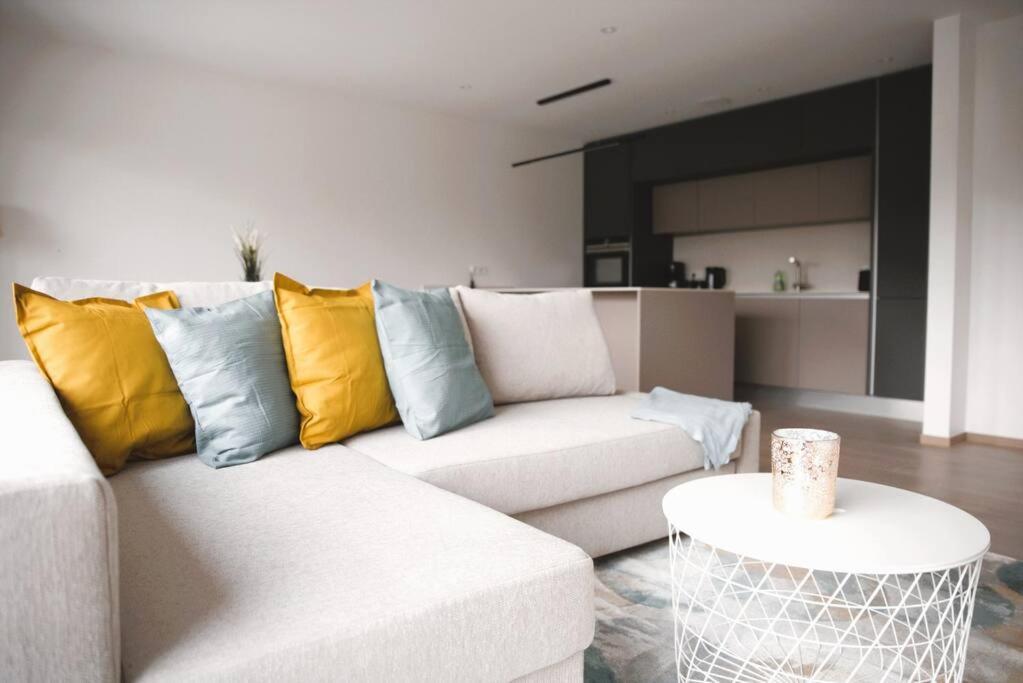 Beautiful 2br In Kirchberg Apartment *