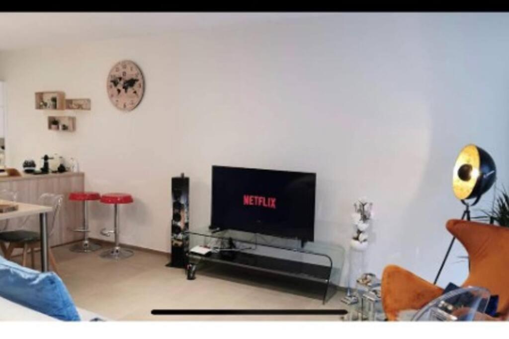 Appartement One Bedroom With Terrace And Parking Luxemburg