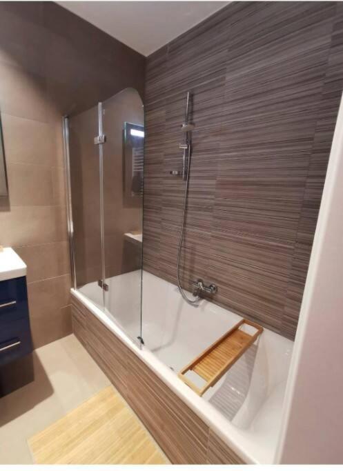 One Bedroom With Terrace And Parking Appartement *