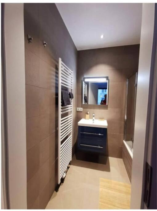 One Bedroom With Terrace And Parking * Luxemburg