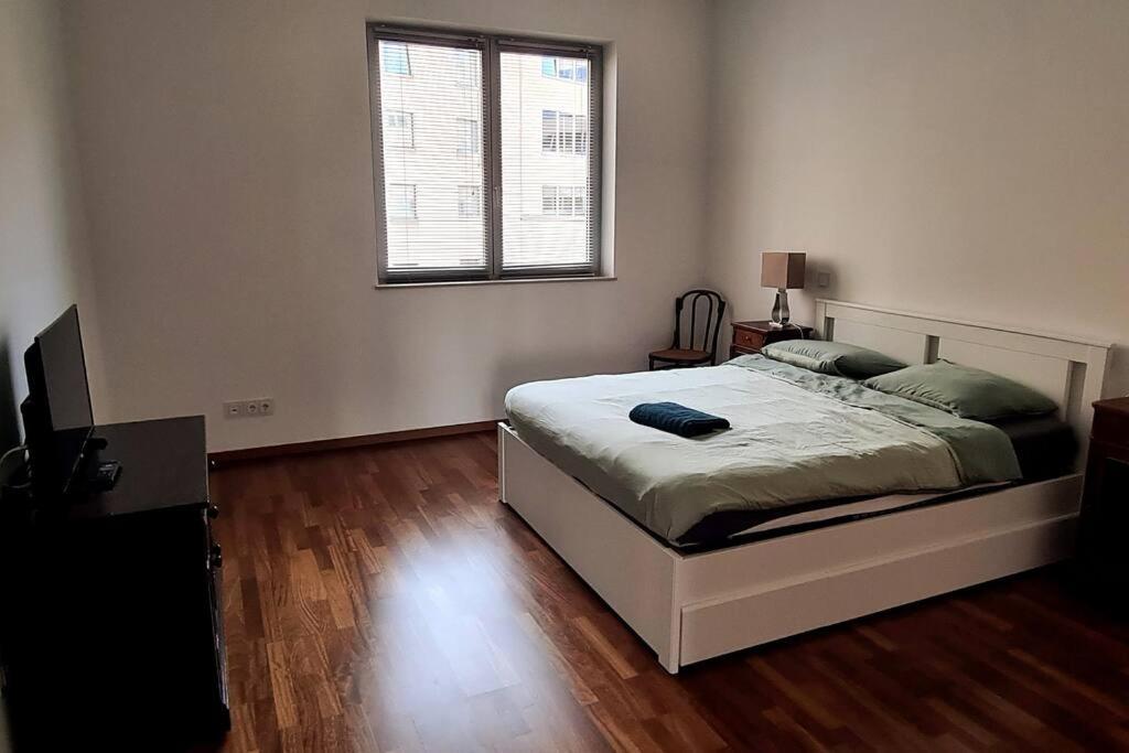 164 M2 Flat With Underground Parking In Lux City Appartement Luxemburg
