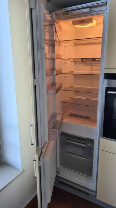 164 M2 Flat With Underground Parking In Lux City Appartement Luxemburg