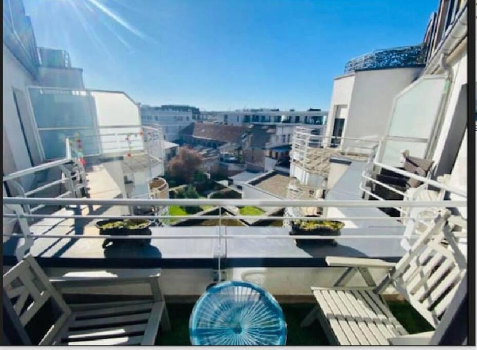 1 Bedroom Flat With Terrace&parking Apartment