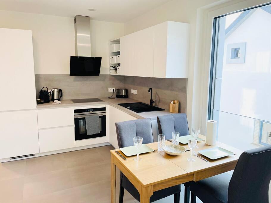 Luxury Flat In Center With Parking & Terrace Appartement *