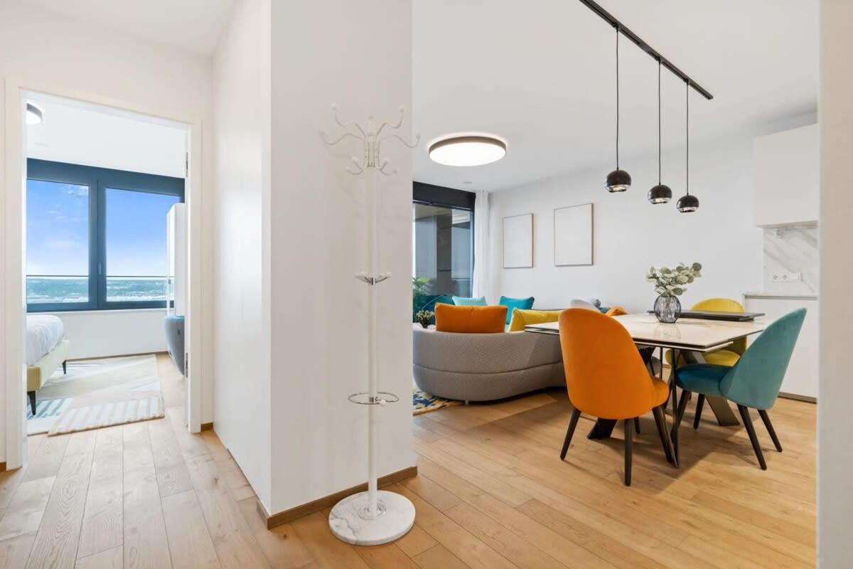 Stylish And Luxurious With Pool & Gym Appartement Luxembourg