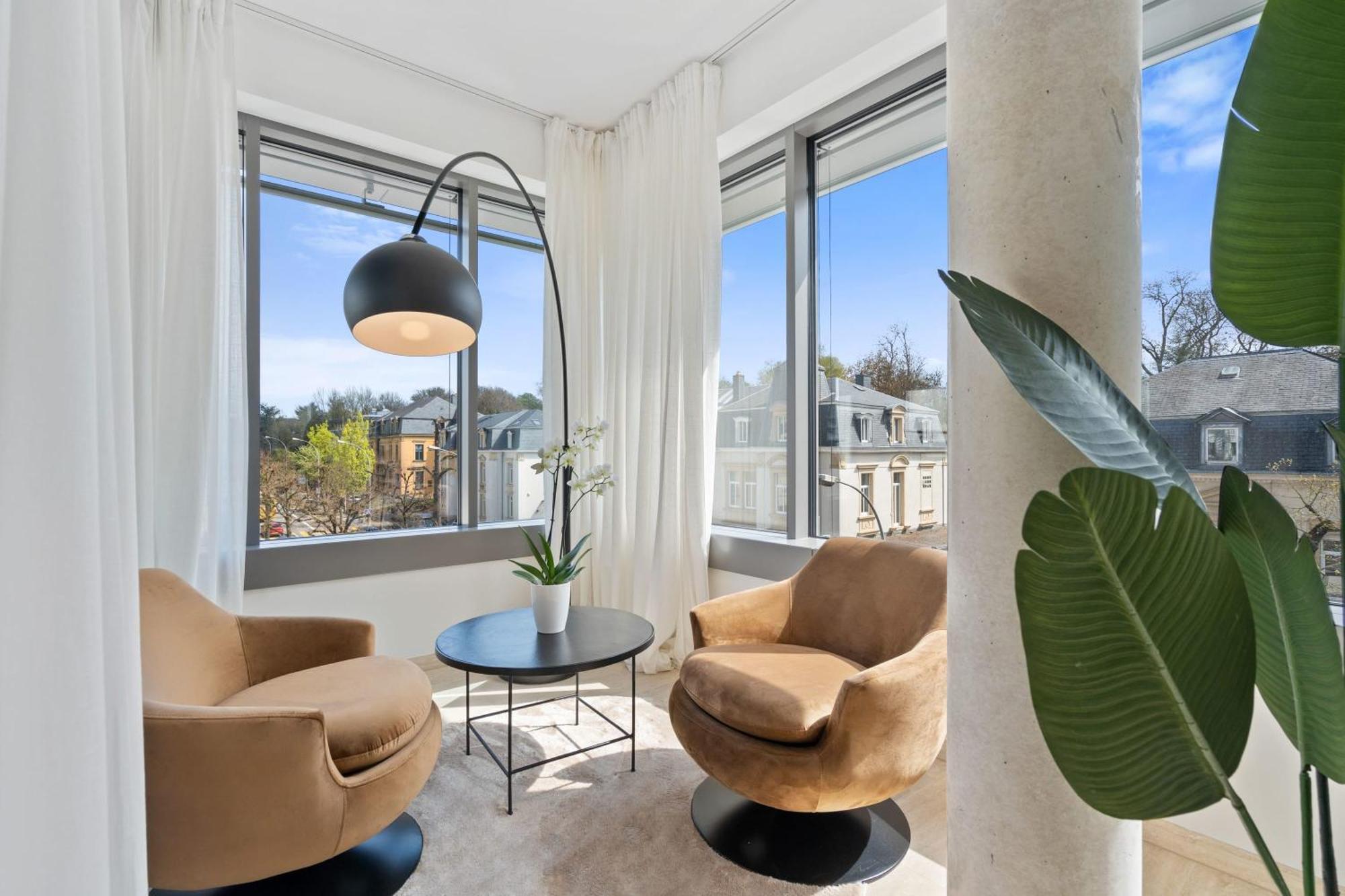 Elegant 2br With Balcony In Heart Of * Luxembourg