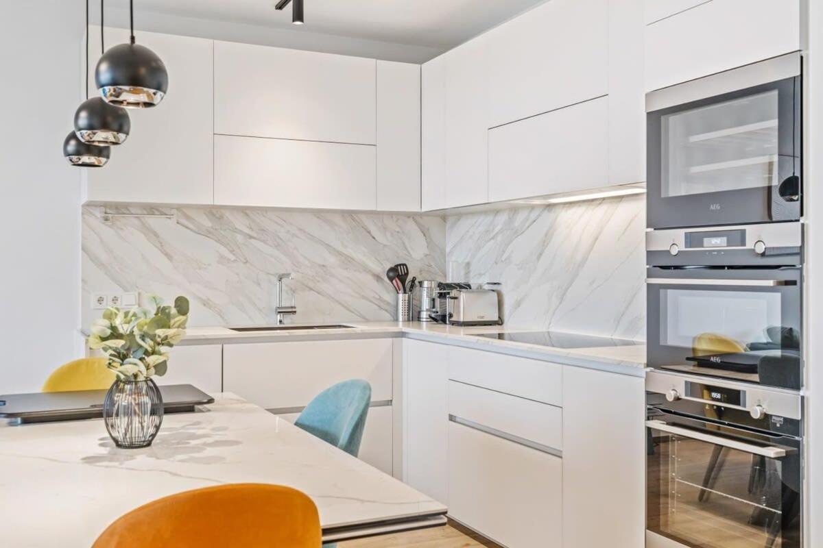 Stylish And Luxurious With Pool & Gym Appartement *