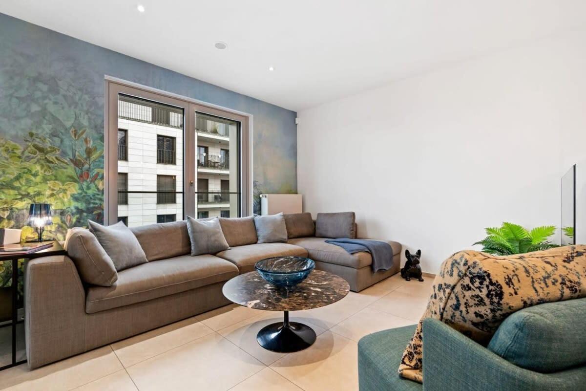 Apartment Lux City Escape 2br Apt With Balcony & Workspace *