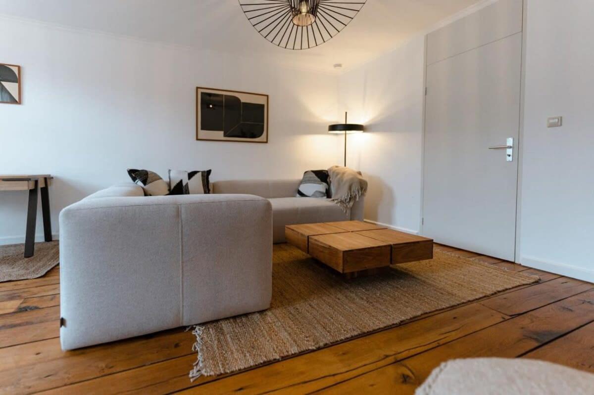 Stockholm Design In Historic District Appartement *