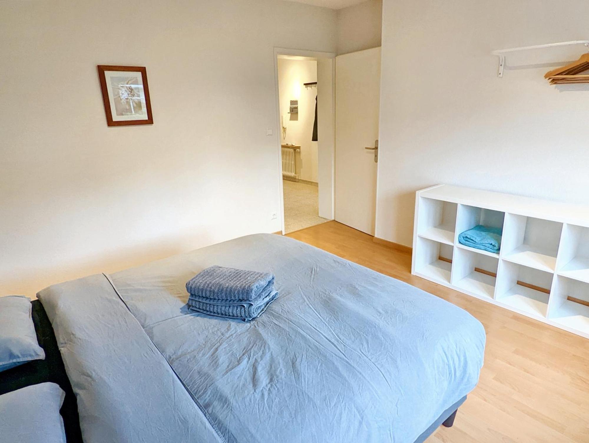Howald 2 Bedroom With Private Garage & Garden