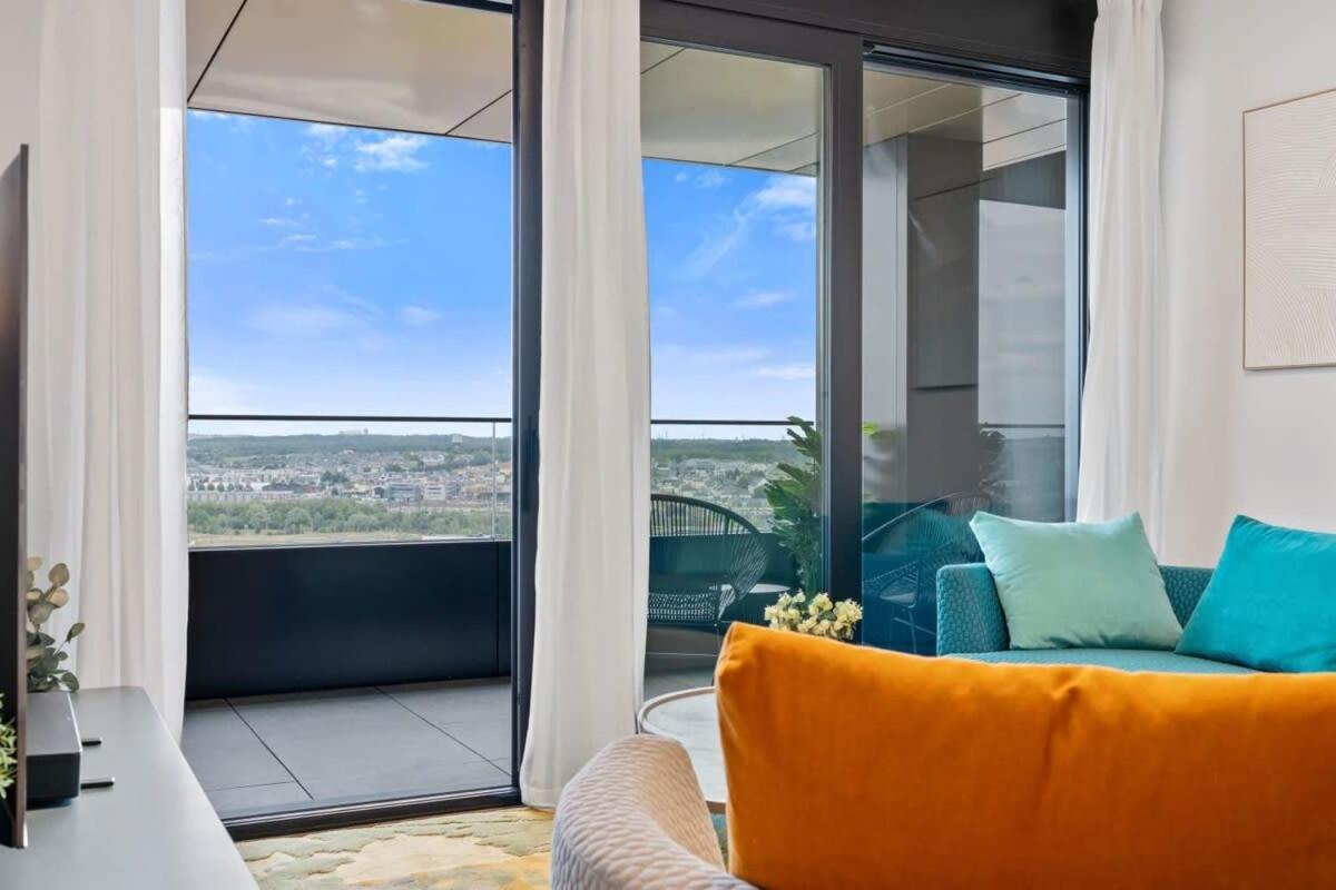 Appartement Stylish And Luxurious With Pool & Gym Luxembourg