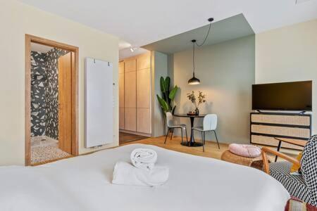 Apartment All In Studio With Private Parking City Lux *