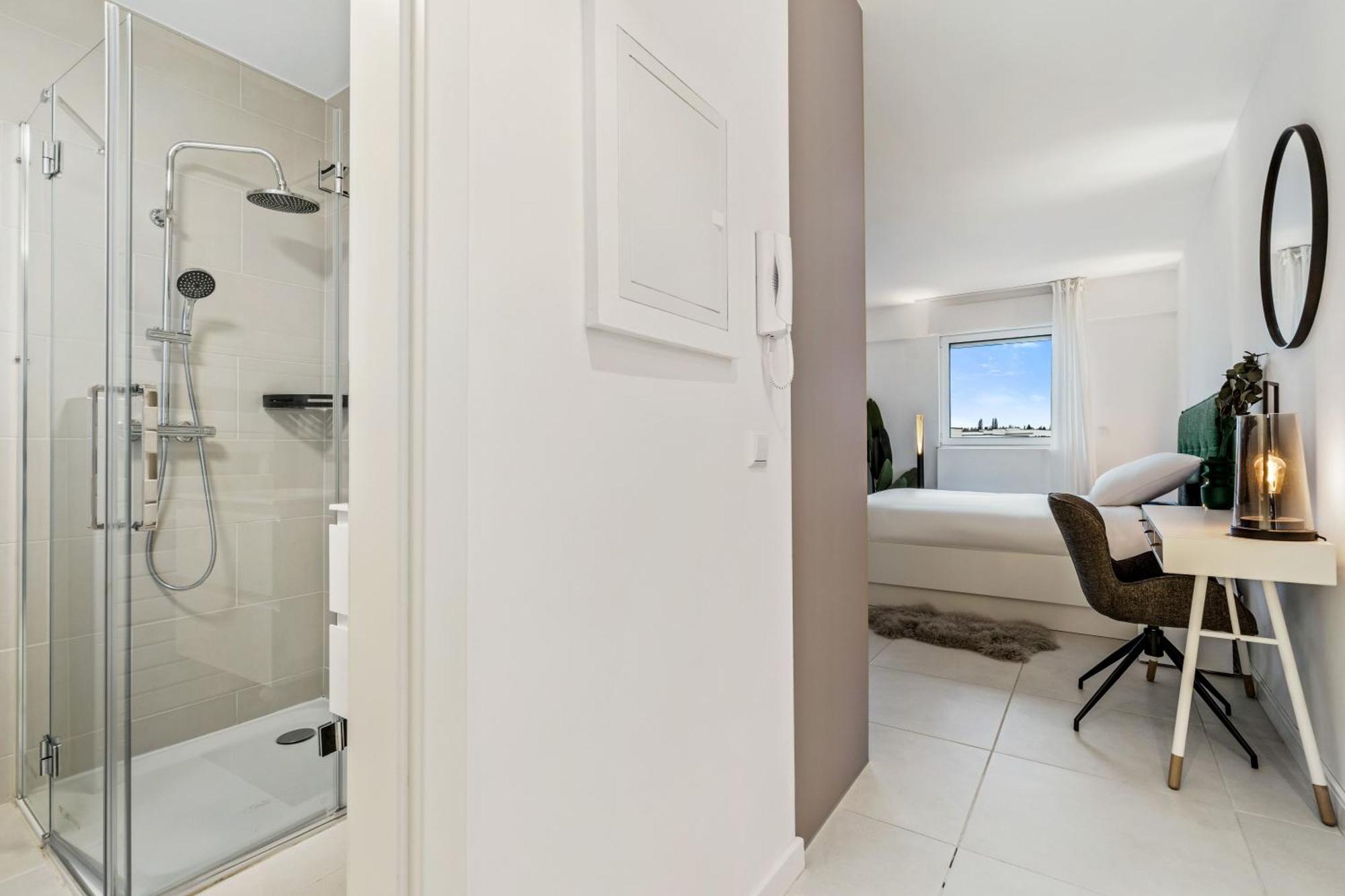Apartment Stylish With King Bed, Balcony And Full Kitchen Luxembourg