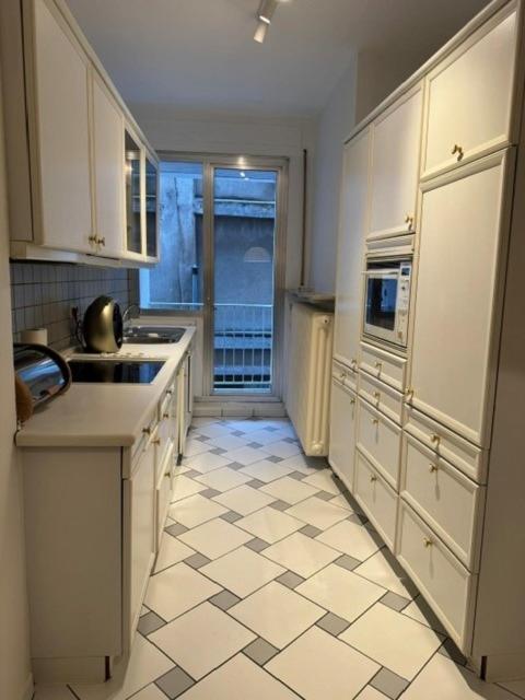 Appartement En Plein Centre Haute *