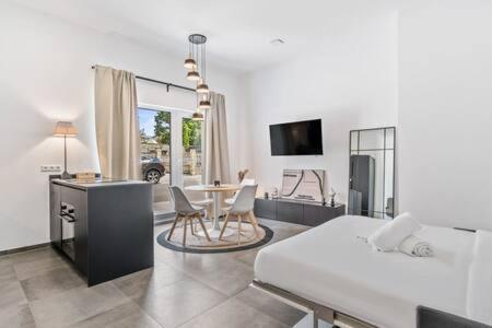 Stylish Designer Studio In Bonnevoie Id151 Apartment *