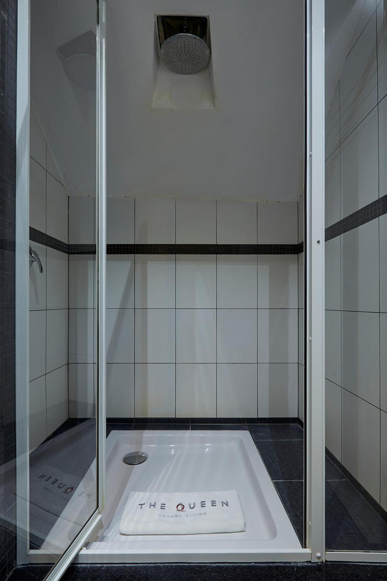 The Queen Luxury - Cortina *
