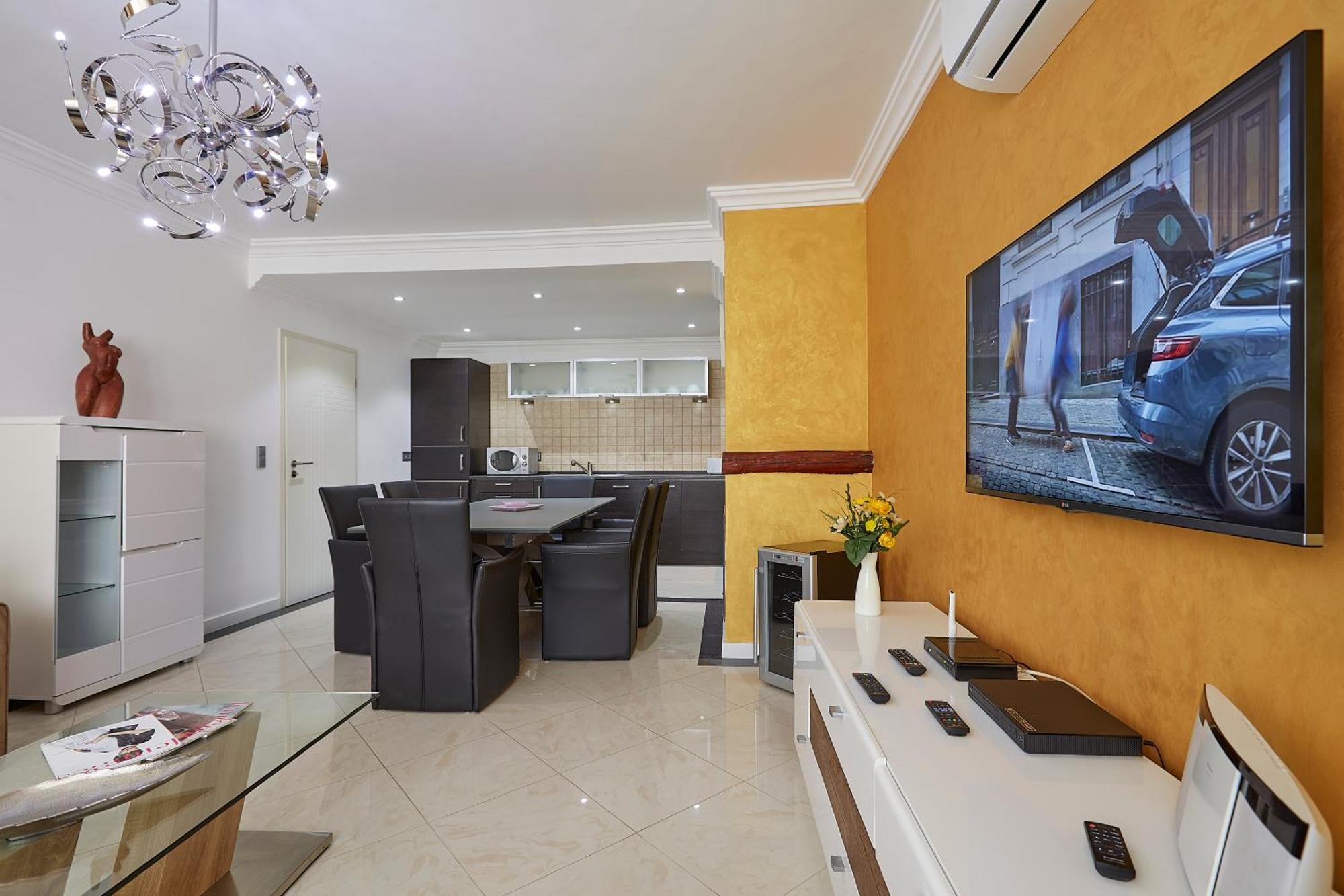 Apartamento The Queen Luxury - Cortina Luxemburgo