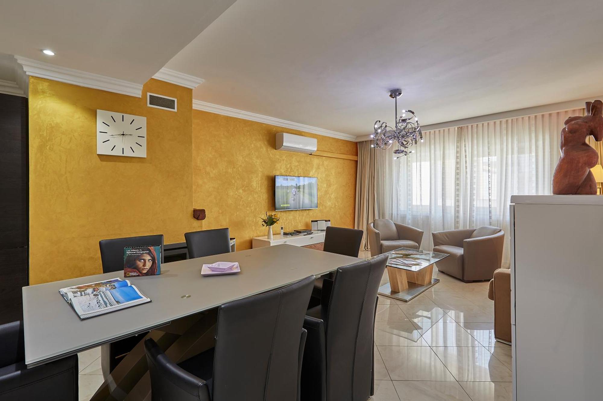 Apartamento The Queen Luxury - Cortina *