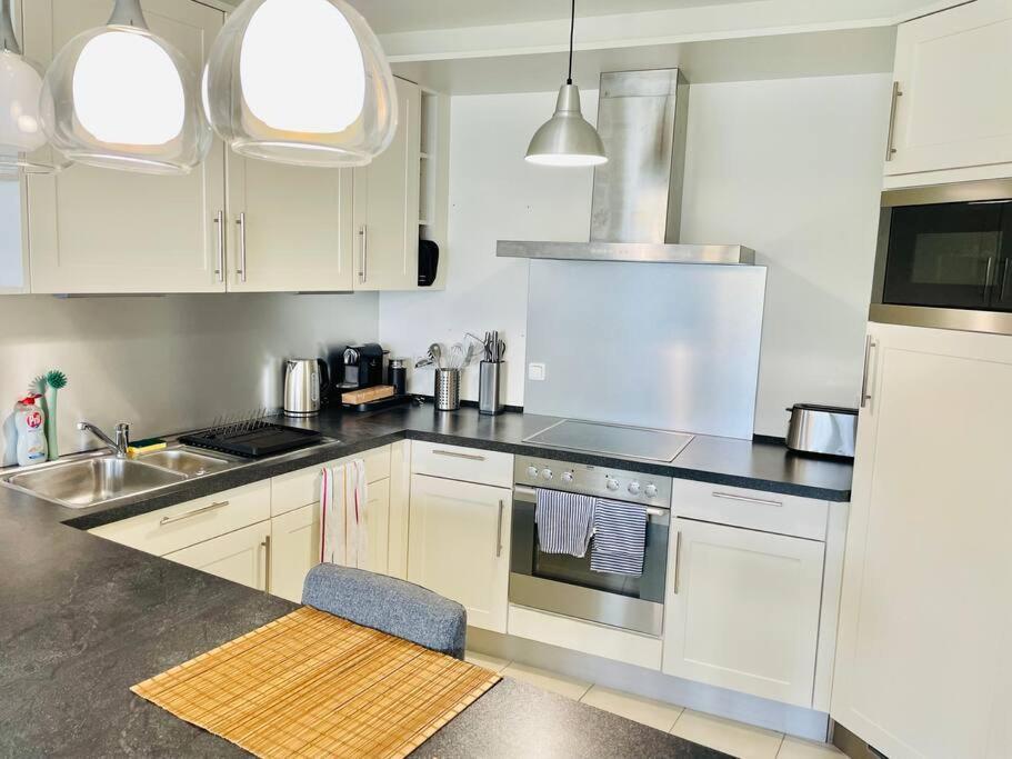 Cosy One Bedroom Flat In Center With Terrace And Parking *